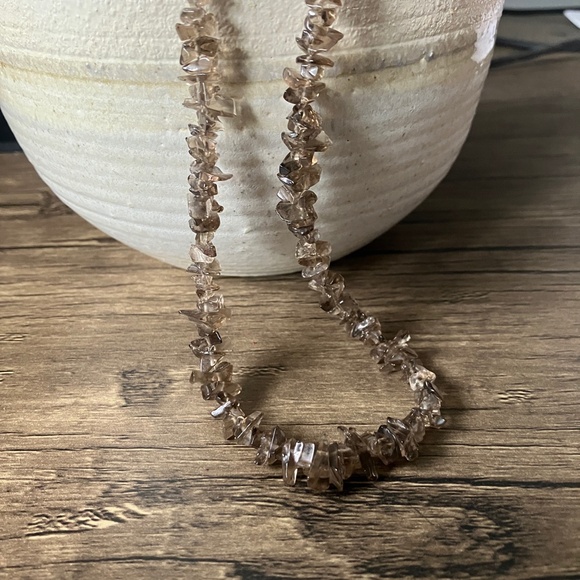 Smoky quartz and shell beaded necklace sparkly brown, gray and cream - Picture 3 of 7